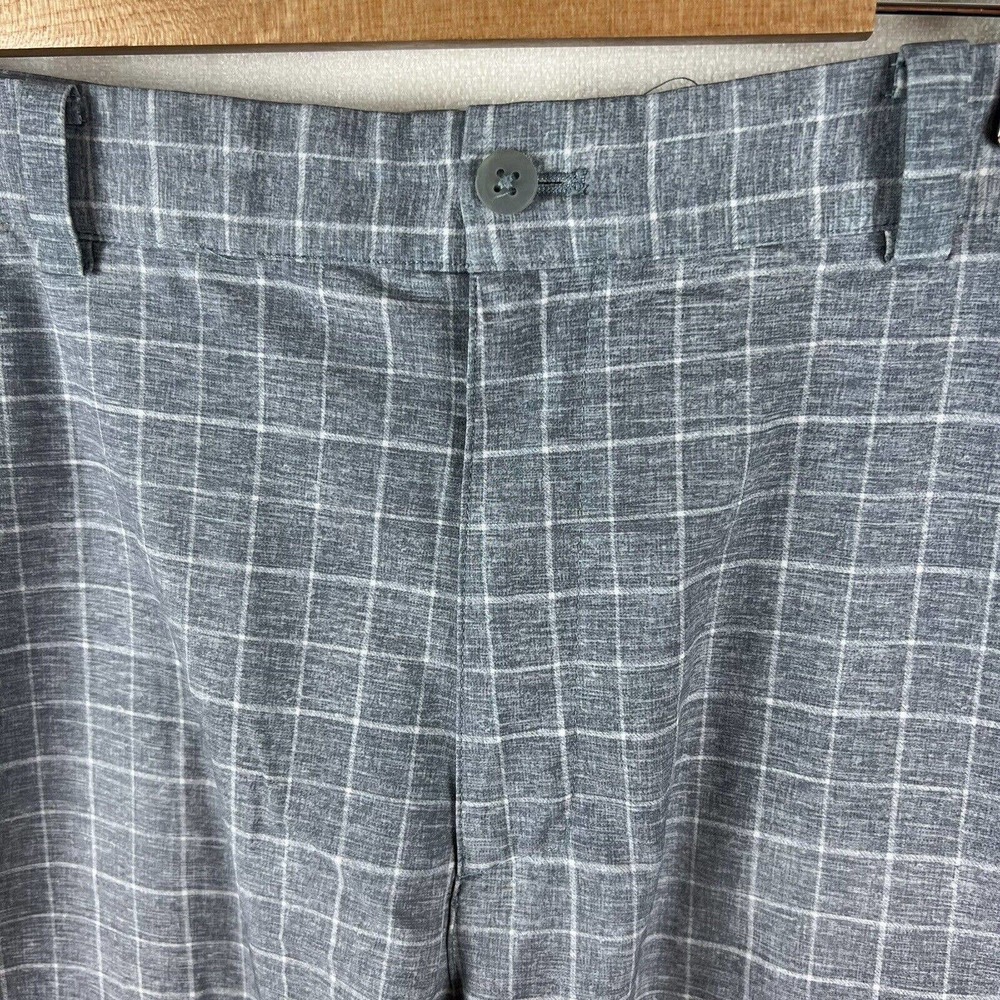 Nike Golf Shorts Mens Size 38 Gray White Plaid Tour Performance Athleisure - Picture 5 of 8